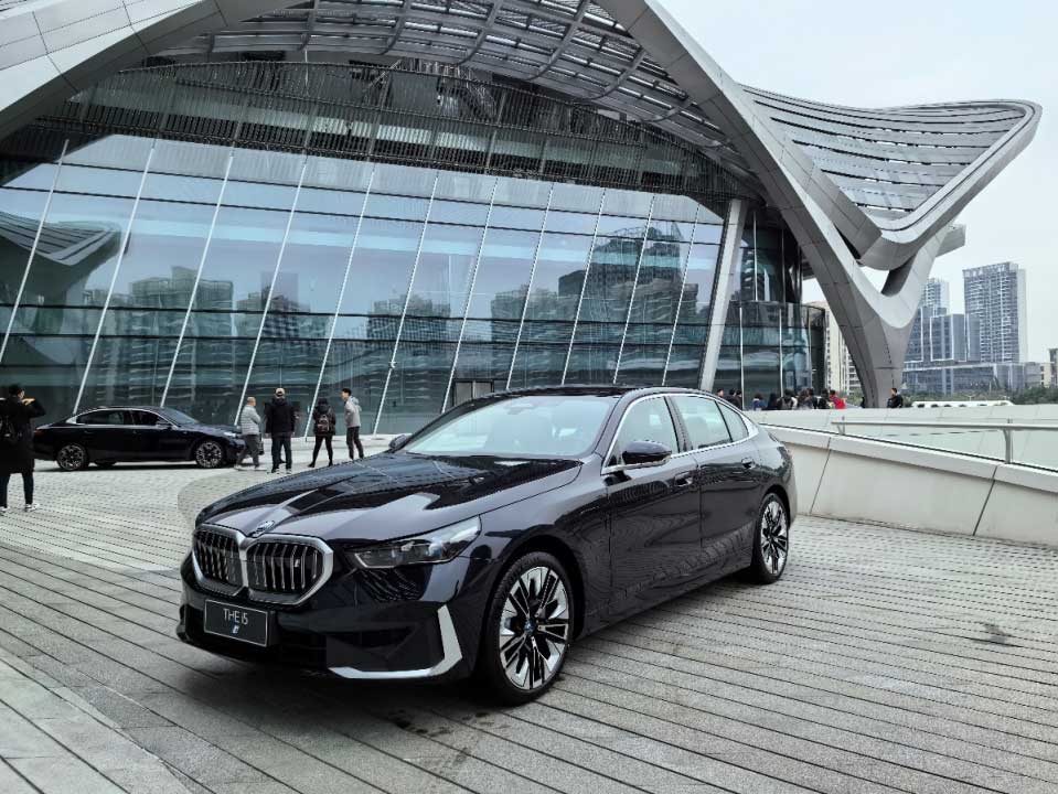 更年轻更宝马全新BMW5系将驾驶乐趣带入新时代